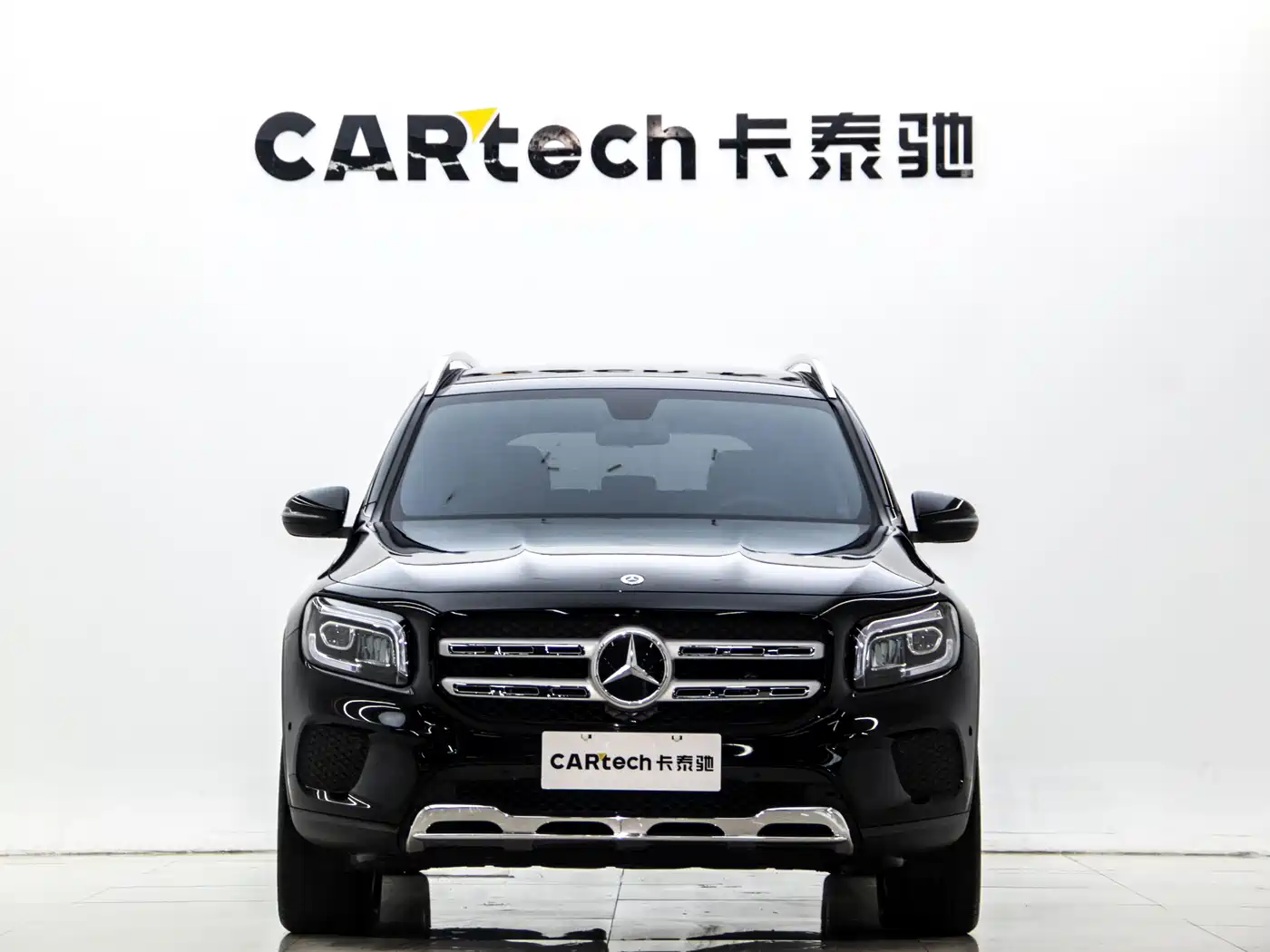 MERCEDES-BENZ GLB