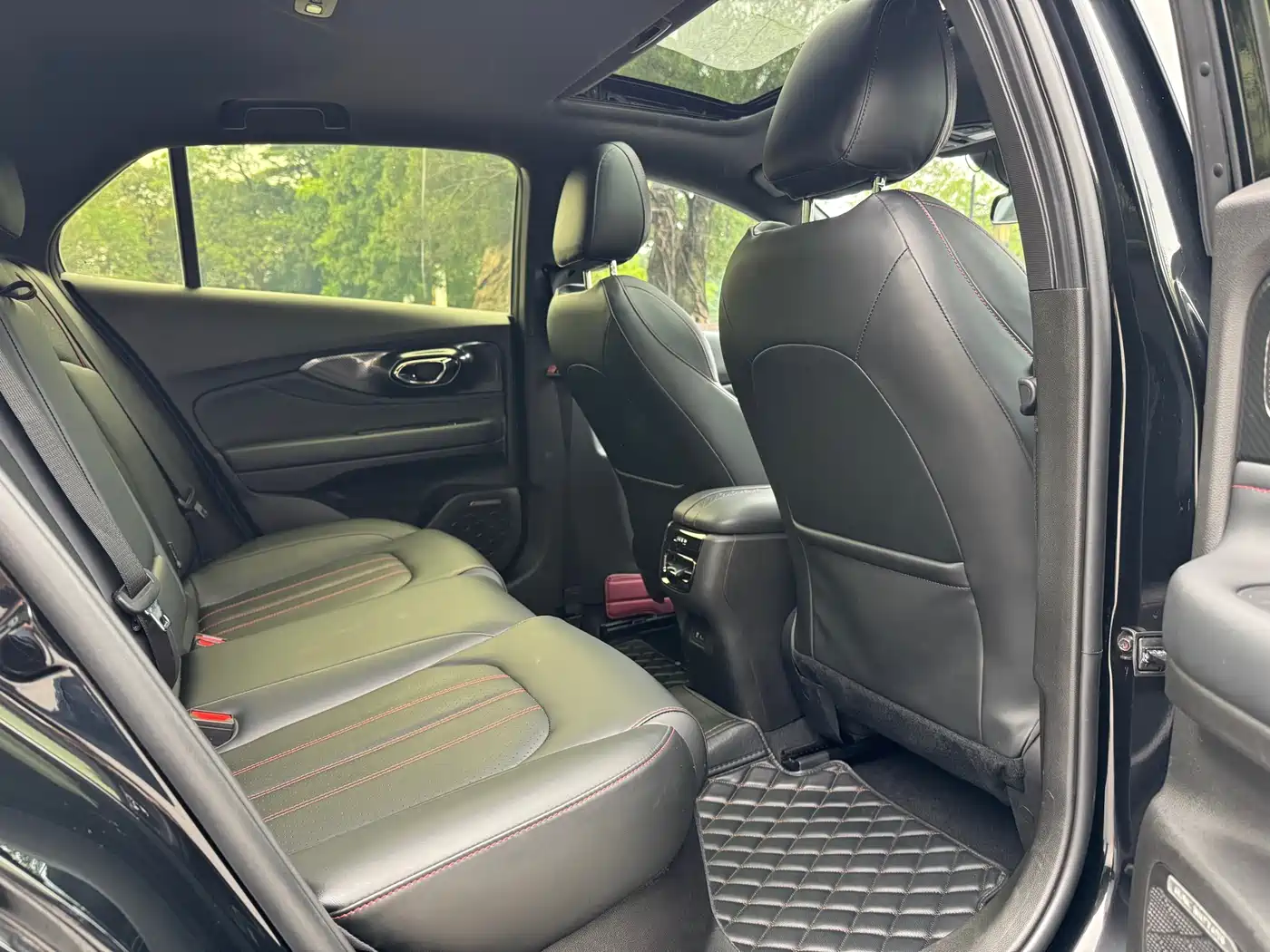 GAC Trumpchi Trumpchi Emkoo 2021 270T DCT J15 Edition фото 8