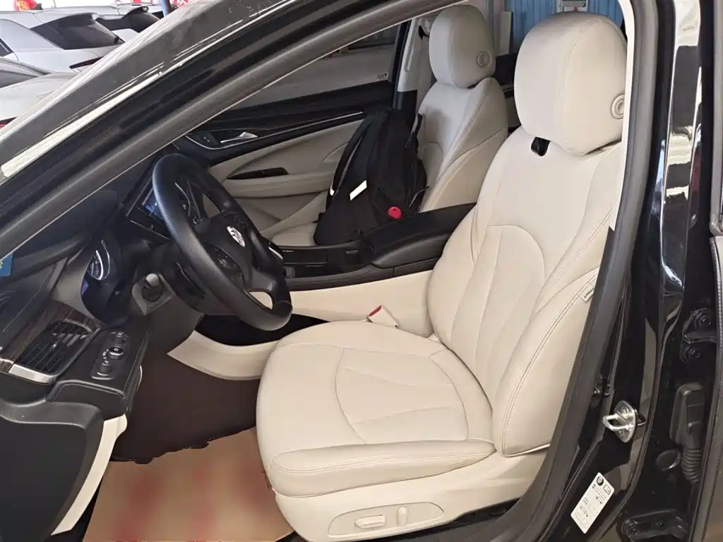 Buick LaCrosse 2020 652T Elite фото 10