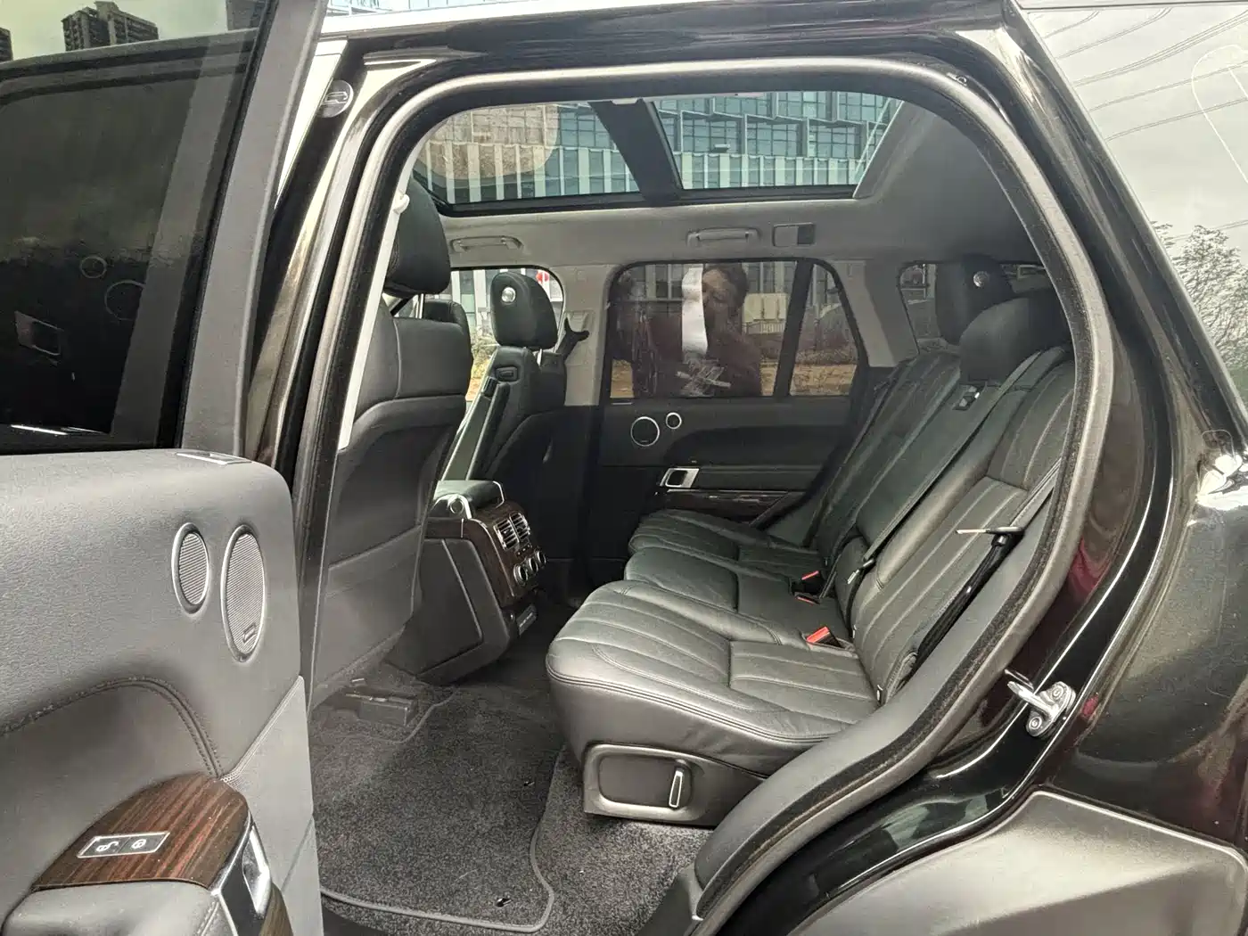 Land Rover Range Rover 2015 3.0 TDV6 Vogue фото 18