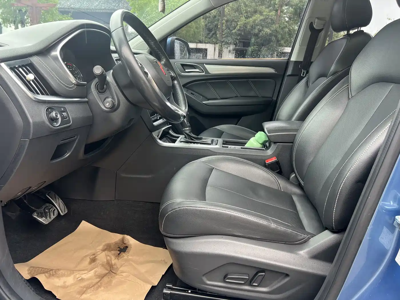 Фото 7 - Roewe RX5