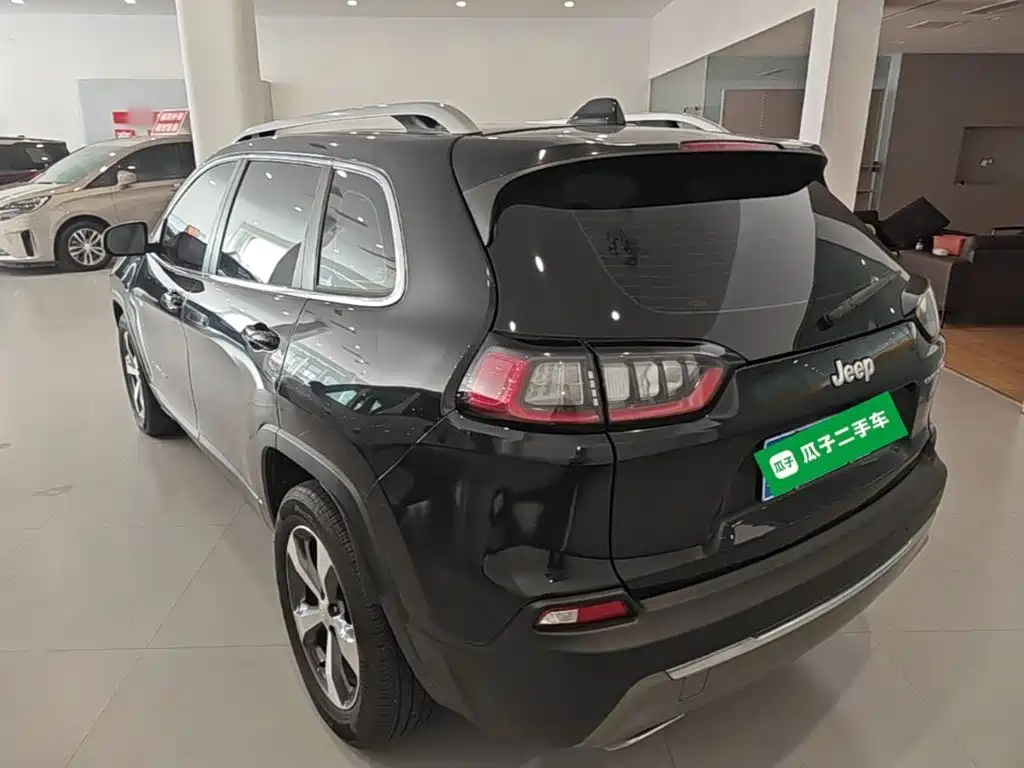 2021 Jeep Cherokee