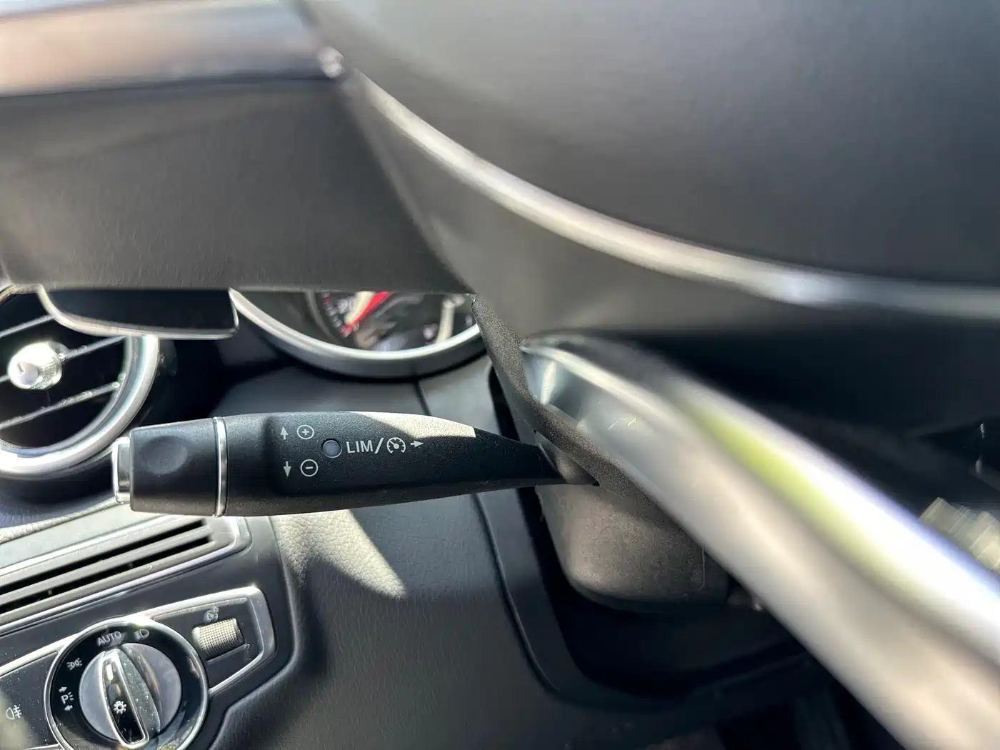 Mercedes-Benz C-Class 2015 C 200 Sport Edition фото 13