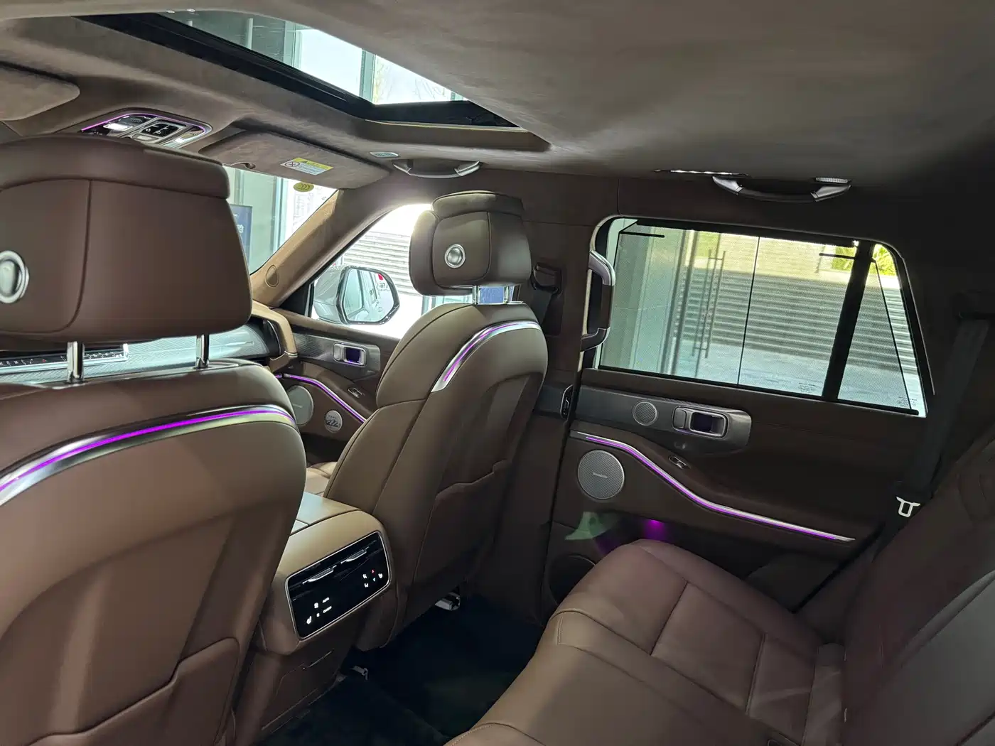 TANK TANK 700 NEW ENERGY