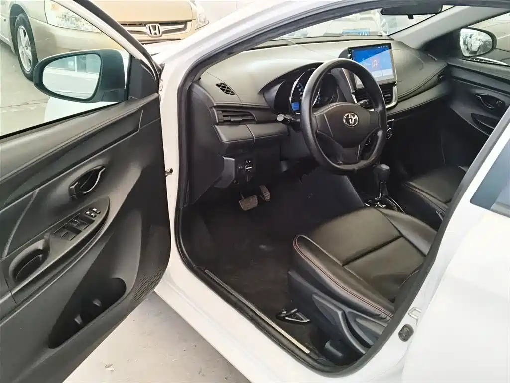 Toyota YARiS L Zhi Xuan 2016 Facelift 1.5E CVT Charming Edition фото 16