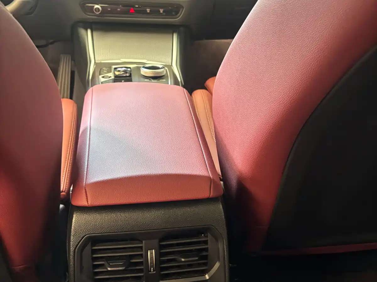 BMW 4 Series 2024 430i Gran Coupe M Sport Shadowline Package фото 14