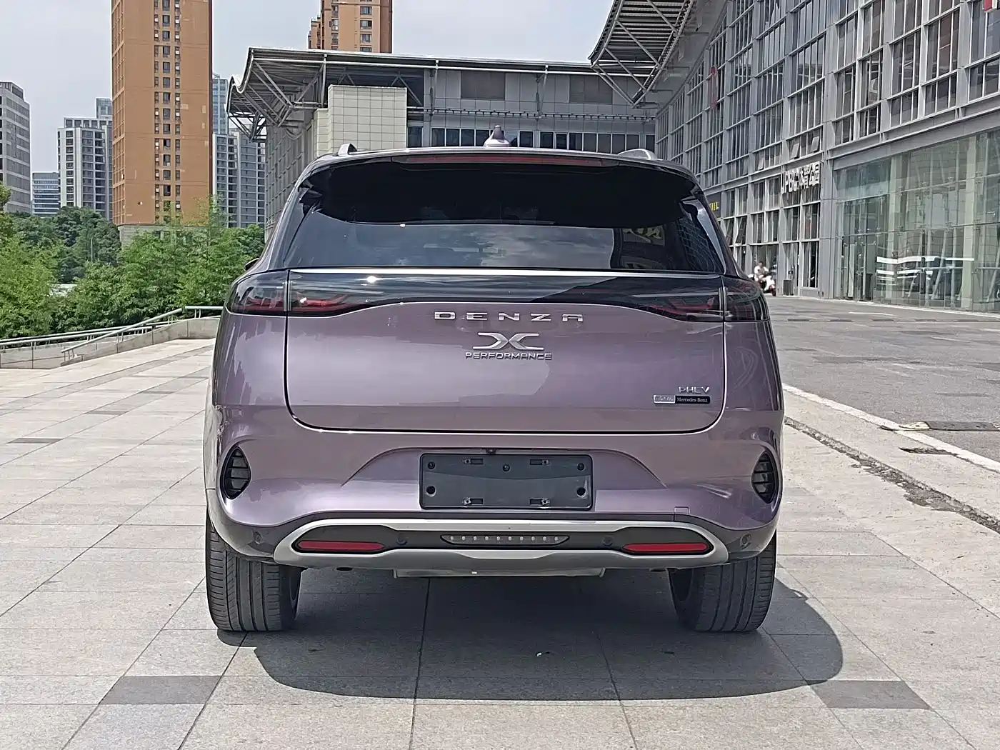 Denza X 2020 Model PHEV Flagship Edition фото 7