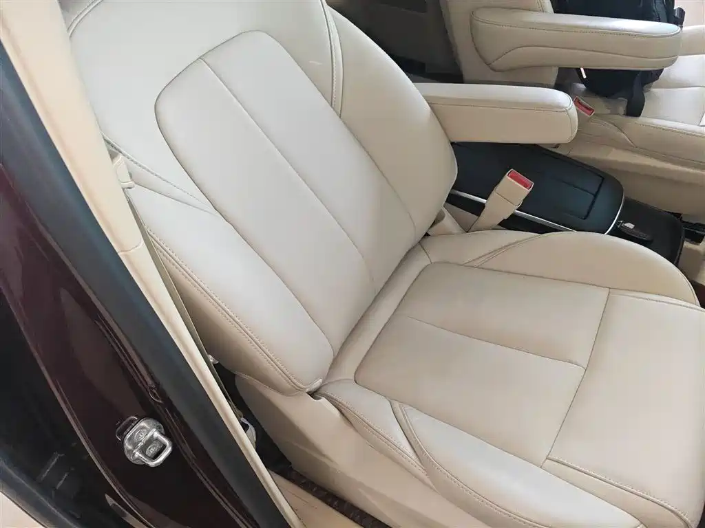 Buick GL8 2022 ES Landmark 653T Premium фото 25