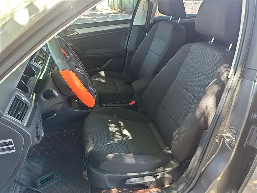 Volkswagen Bora 2016 Model 1.6L Automatic Fashion фото 15