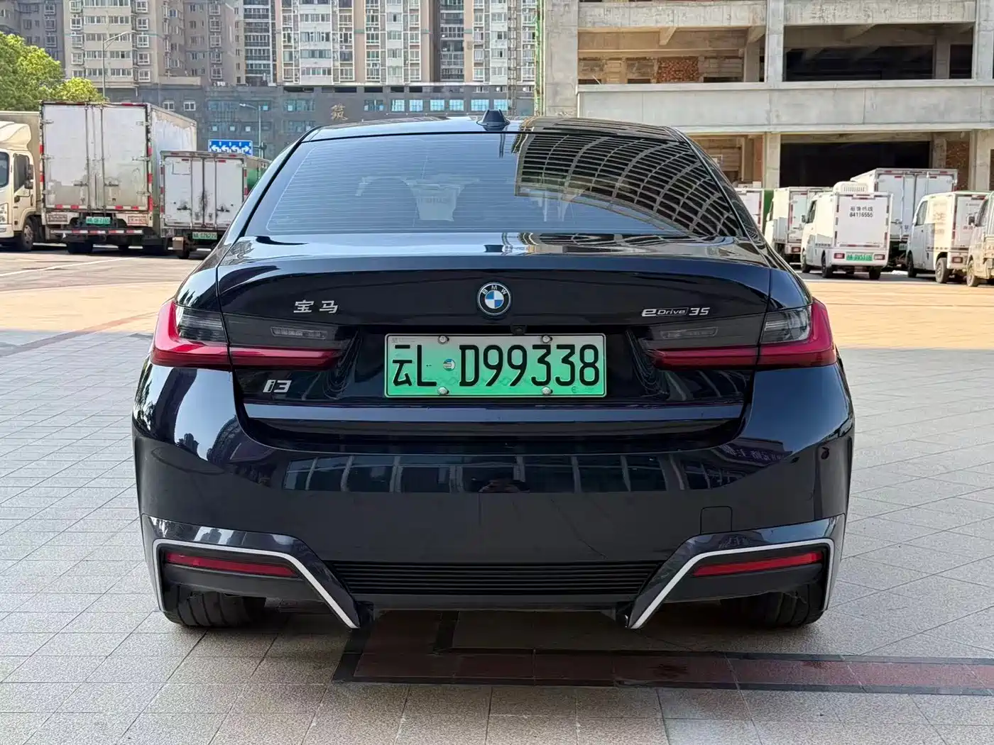 BMW i3 2024 eDrive 35 L фото 8