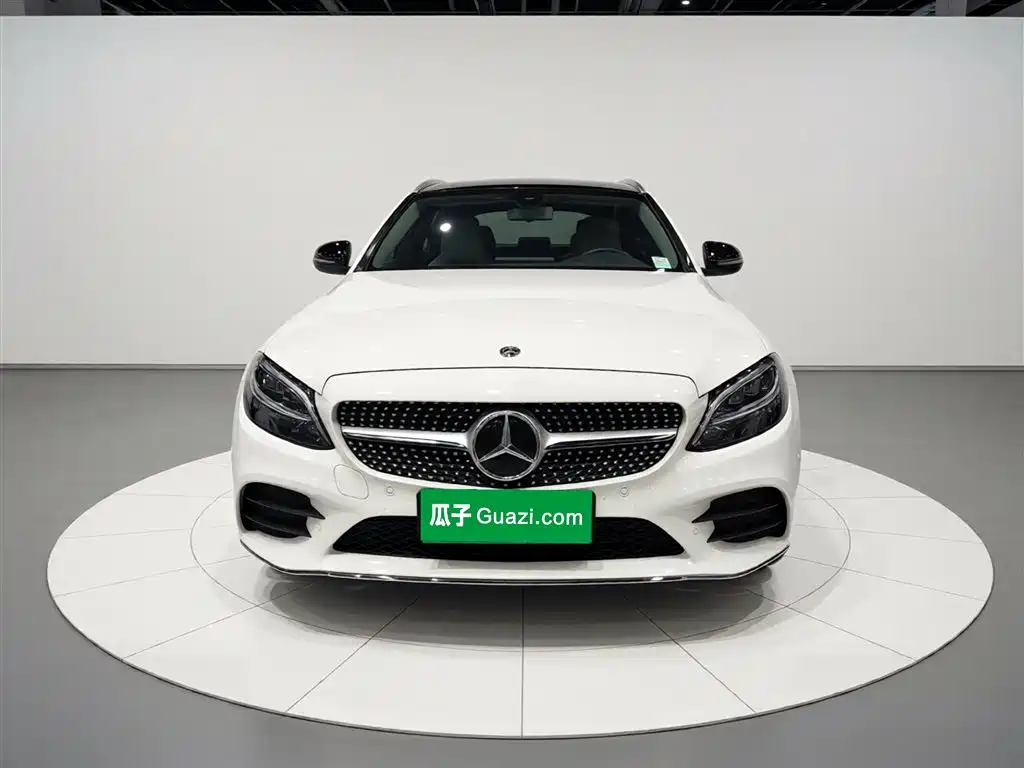Mercedes-Benz C-Class (Import) 2020 Model C 260 Estate фото 3