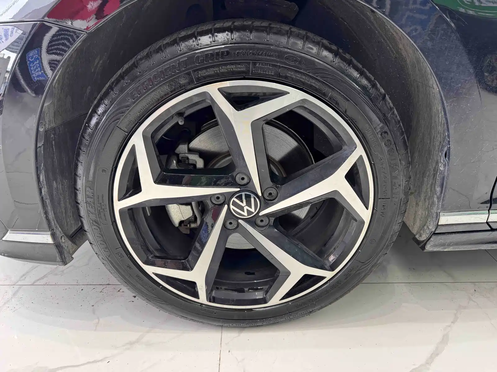 Фото 26 - Volkswagen Magotan
