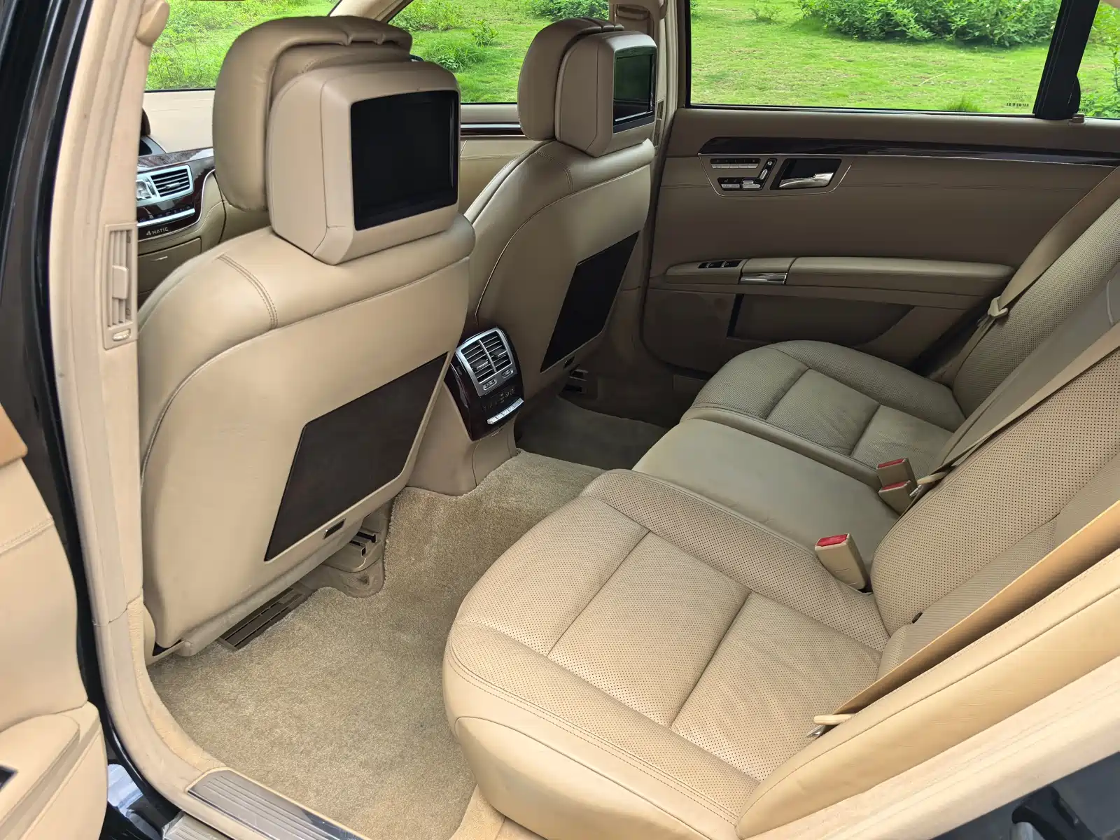 صورة 18 - Mercedes-Benz S-Class