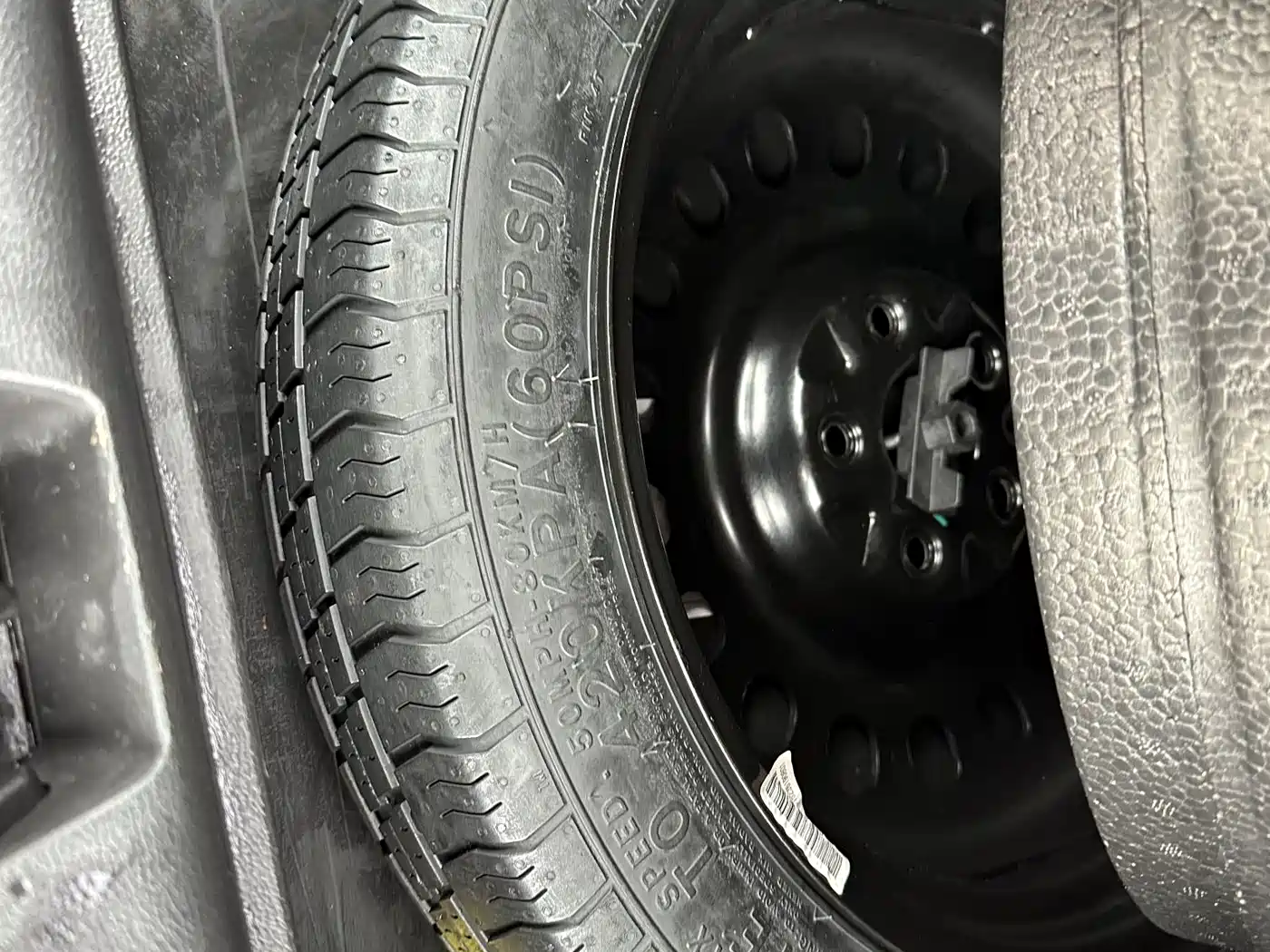 GEELY AUTOMOBILE BINYUE