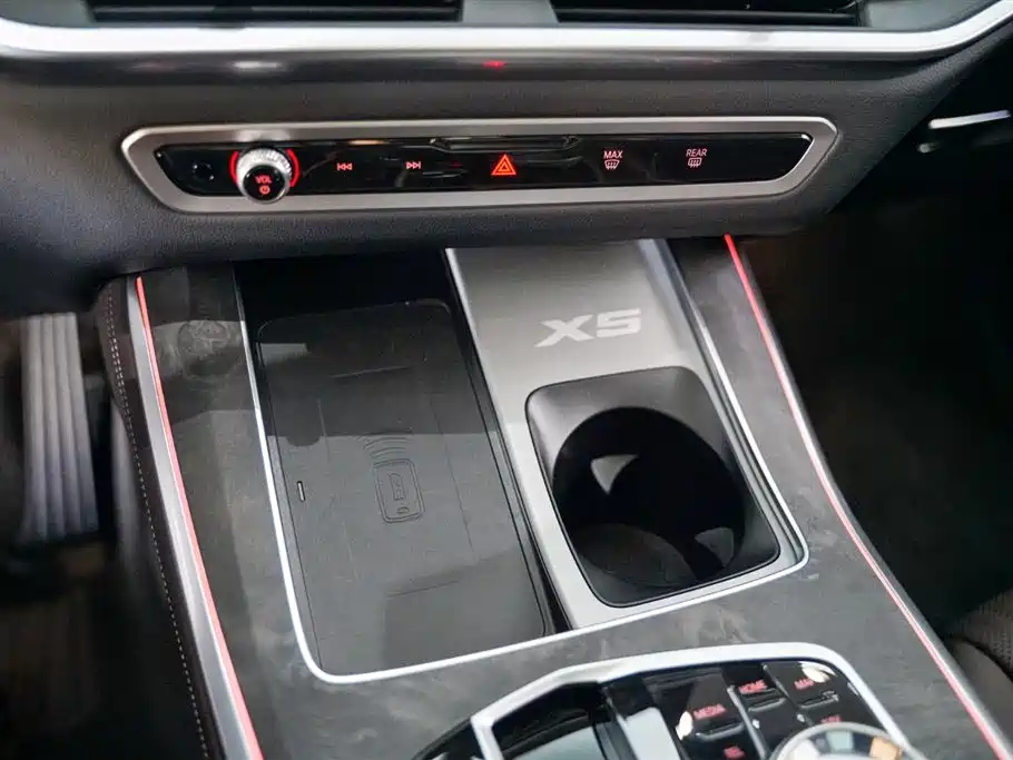 BMW X5 2023 xDrive 30Li Premium M Sport Black Night Package фото 15