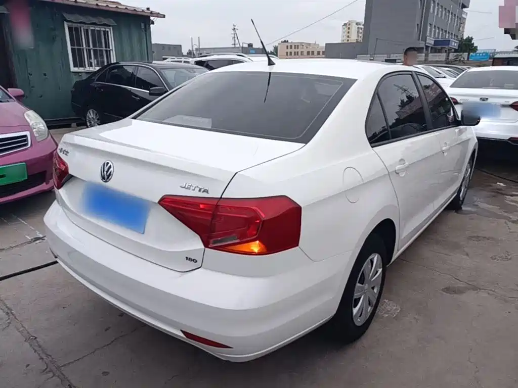 Volkswagen Jetta 2017 1.5L Manual Fashion фото 7