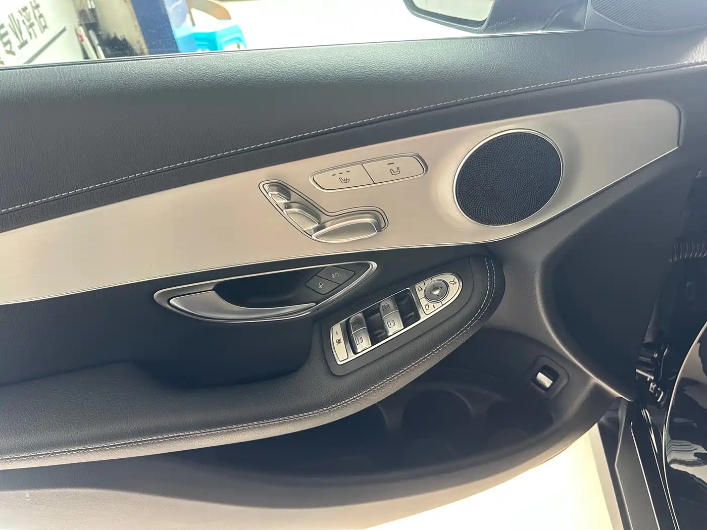 Mercedes-Benz GLC 2022 Facelift III GLC 260 L 4MATIC Dynamic фото 17