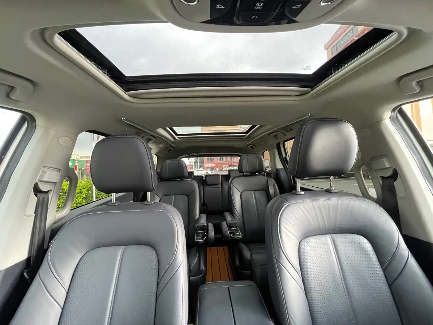 GAC Trumpchi Trumpchi M8 2021 Leading Show Series 390T Prestige Edition фото 19