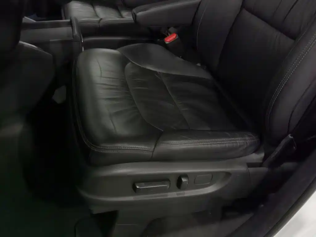 Фото 20 - Honda Odyssey