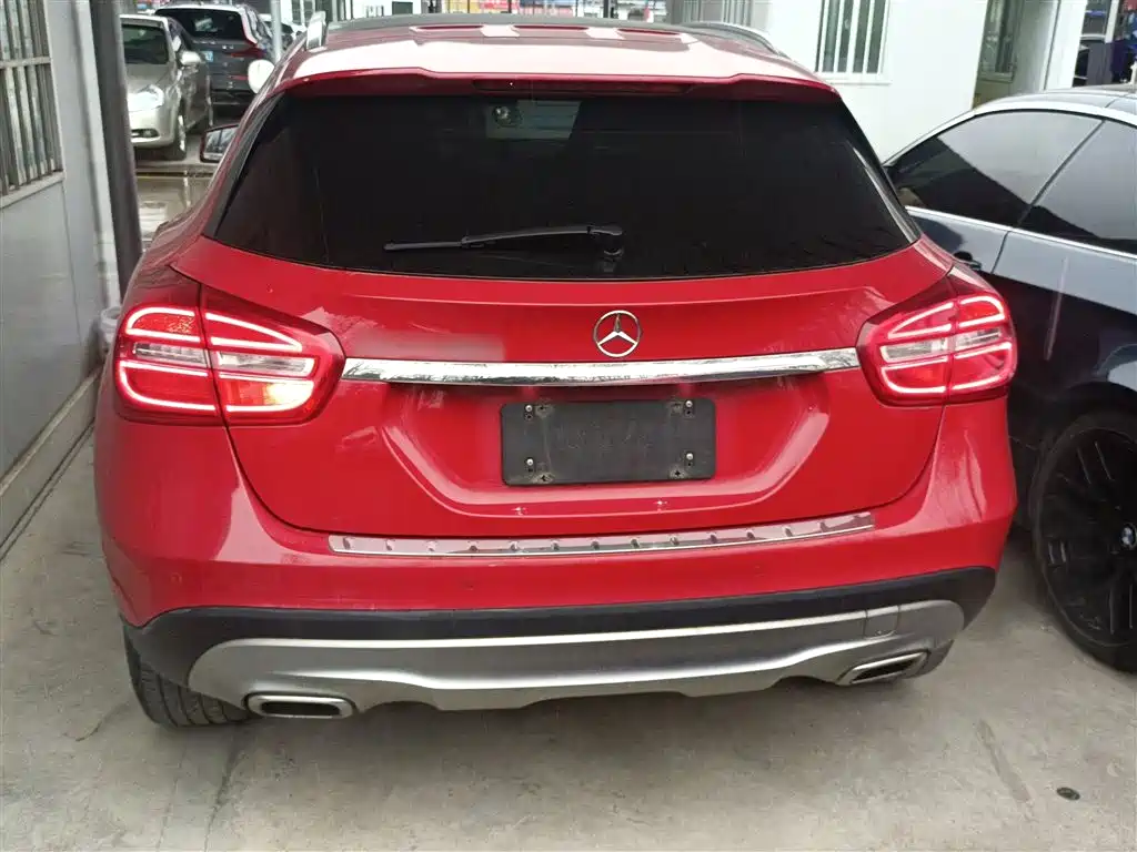 Mercedes-Benz GLA 2015 GLA 200 Fashion фото 4