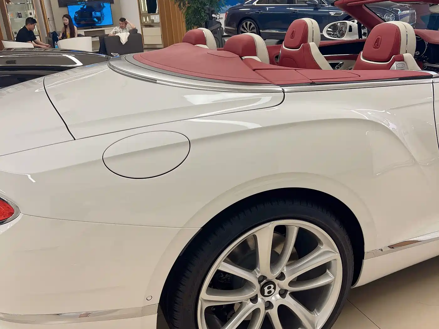 Bentley Continental 2025 2024 4.0T GT V8 Convertible