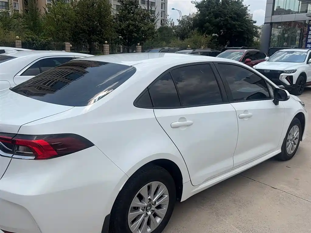 Toyota Corolla 2022 1.2T S-CVT Pioneer PLUS Edition фото 8
