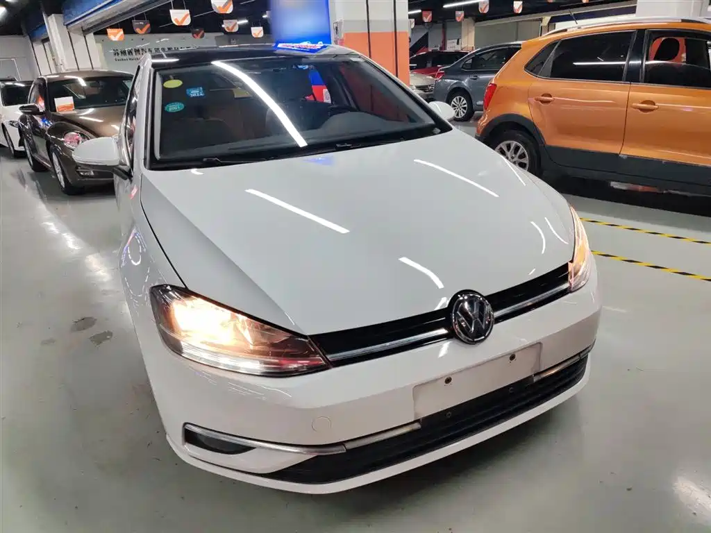 Volkswagen Golf 2018 1.6L Automatic Comfort фото 22