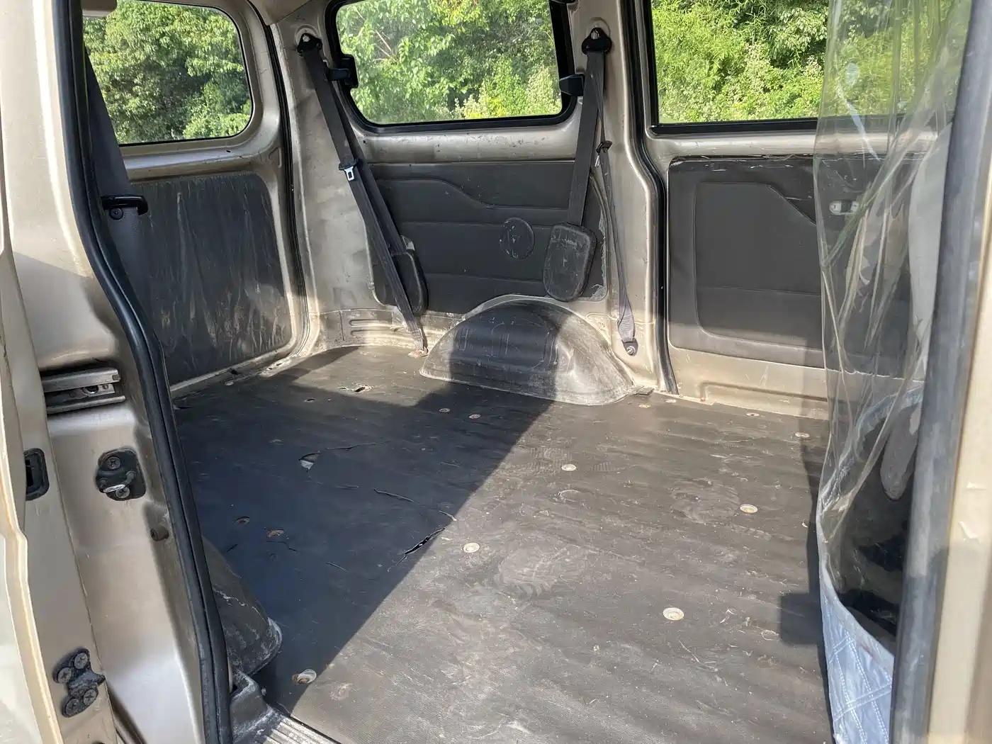 Wuling Motors Wuling Rongguang V 2015 2015 1.5L Standard