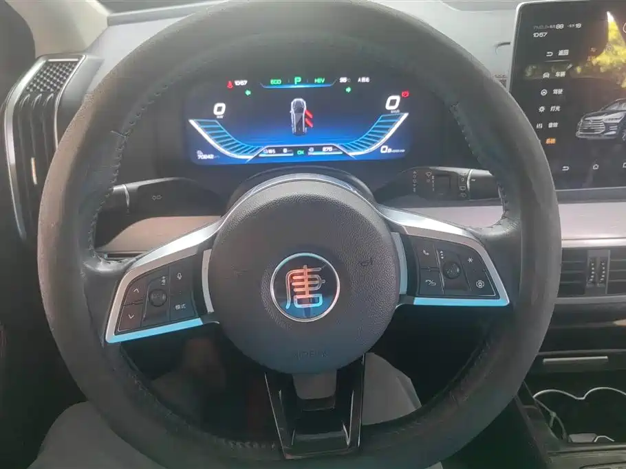 BYD Tang New Energy 2018 DM 2.0T AWD Smart Connection Enjoy Edition 7-Seater China V фото 15