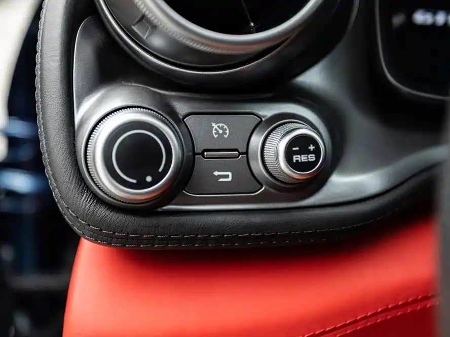 Ferrari GTC4Lusso 2019 2017 3.9T V8