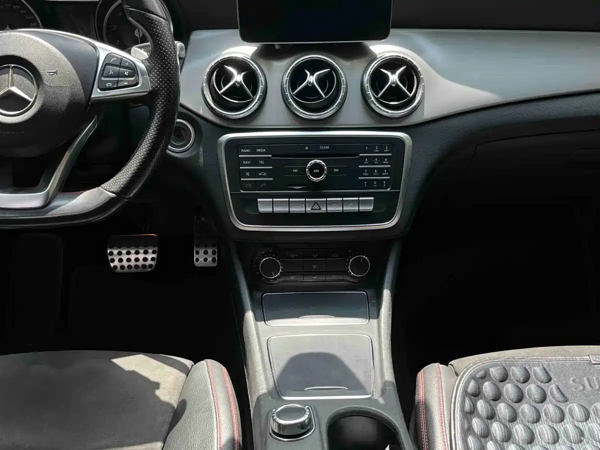 Mercedes-Benz CLA (Import) 2017 CLA 220 4MATIC фото 20