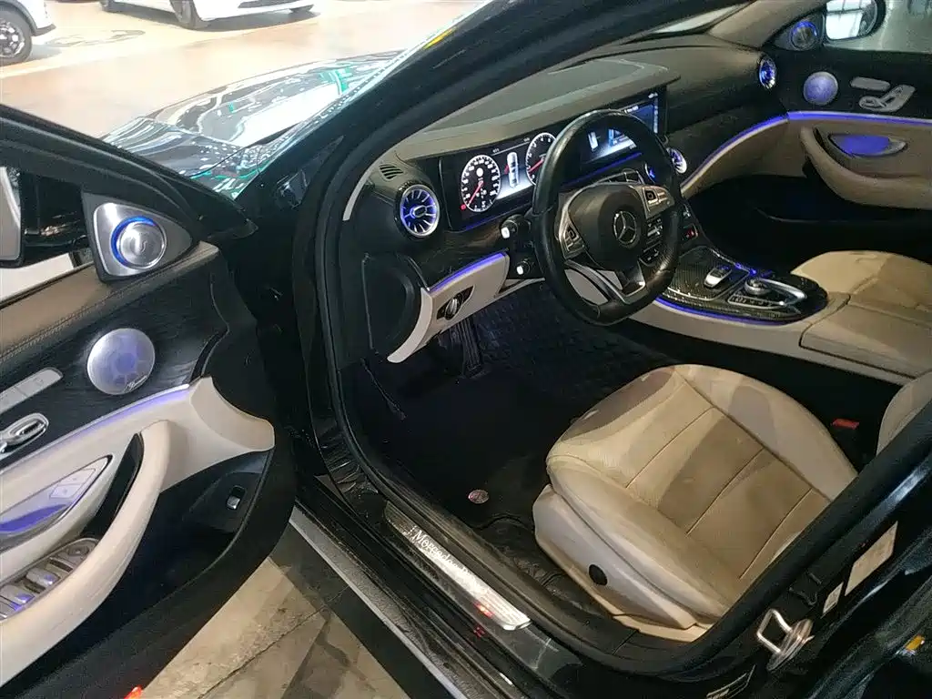 Mercedes-Benz E-Class 2016 E 300 L Sport Luxury фото 12
