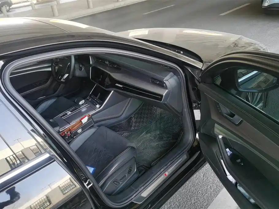 Audi A6L 2022 55 TFSI quattro Premium Dynamic фото 8