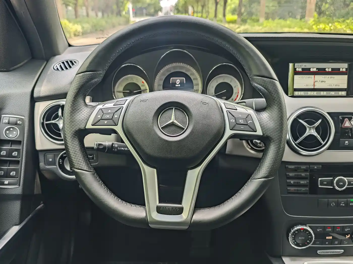 Mercedes-Benz GLK-Class 2015 GLK 260 4MATIC Dynamic Ultimate Edition фото 10