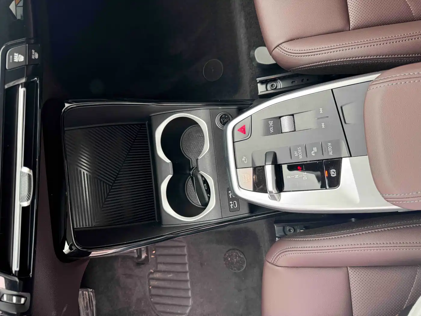 BMW X1 2023 sDrive20Li X Design Package фото 12