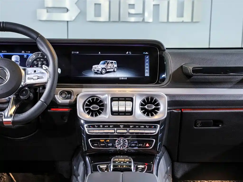 Mercedes-Benz G-Class AMG 2020 AMG G 63 фото 14