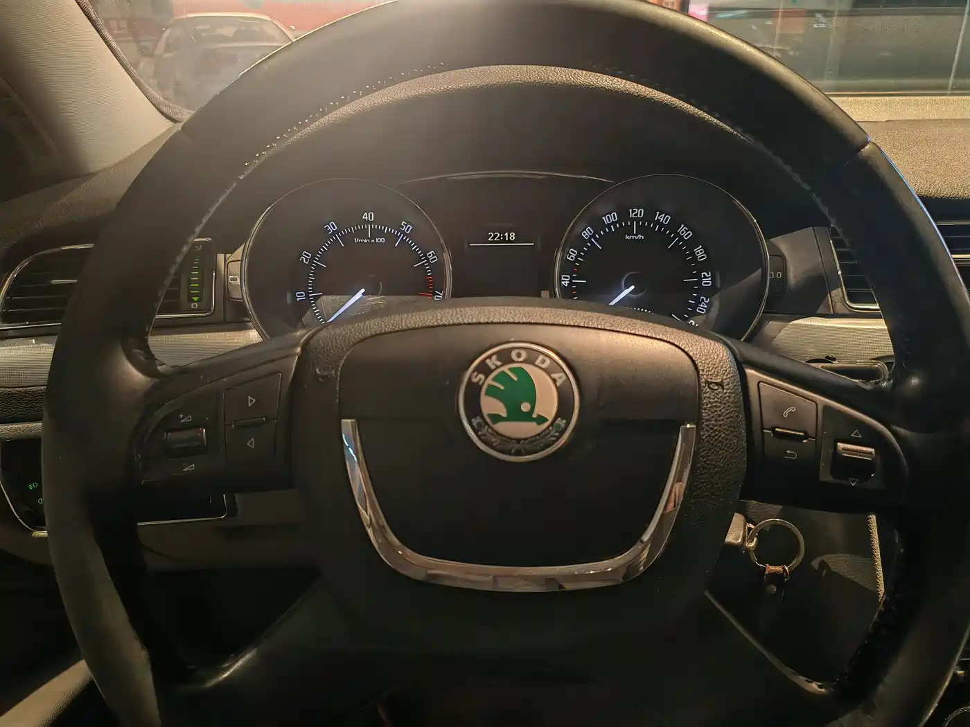 Škoda Superb 2009 1.8TSI Automatic Premium фото 35