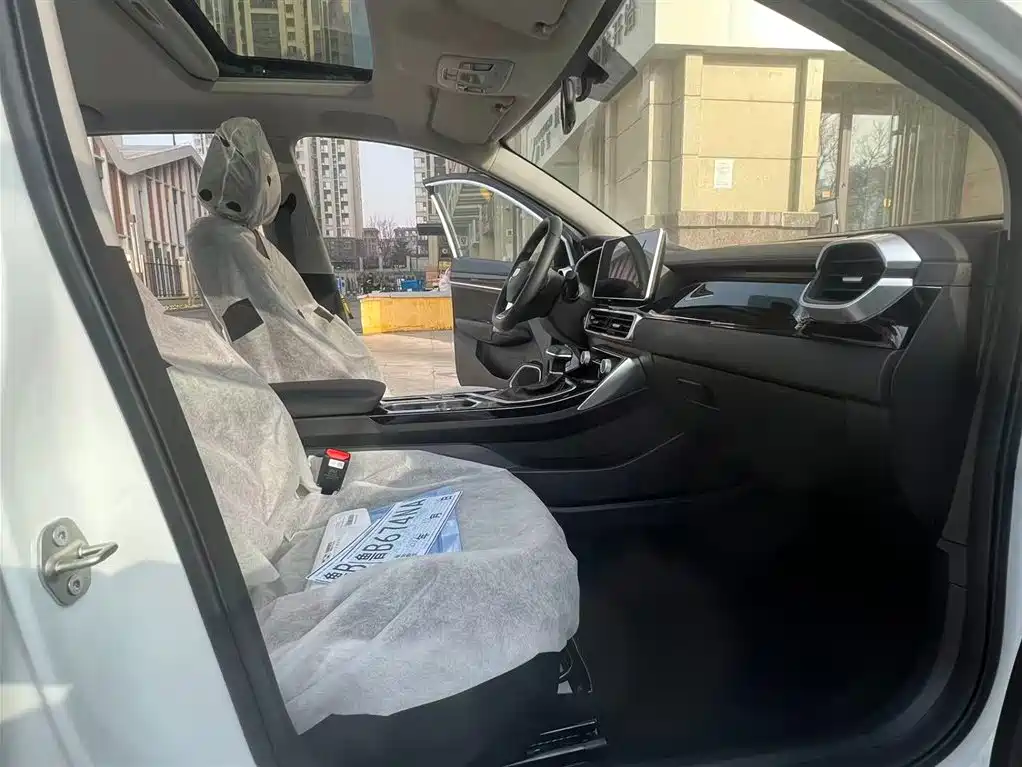 GEELY AUTOMOBILE BINYUE