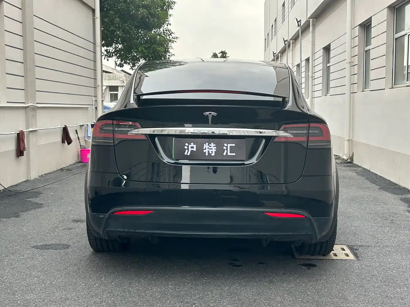  Tesla Model X 2017 Model X 100D Long Range 3