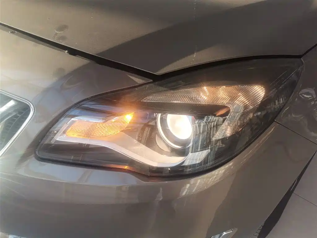 Buick Regal 2015 1.6T Elite Tech Edition фото 24