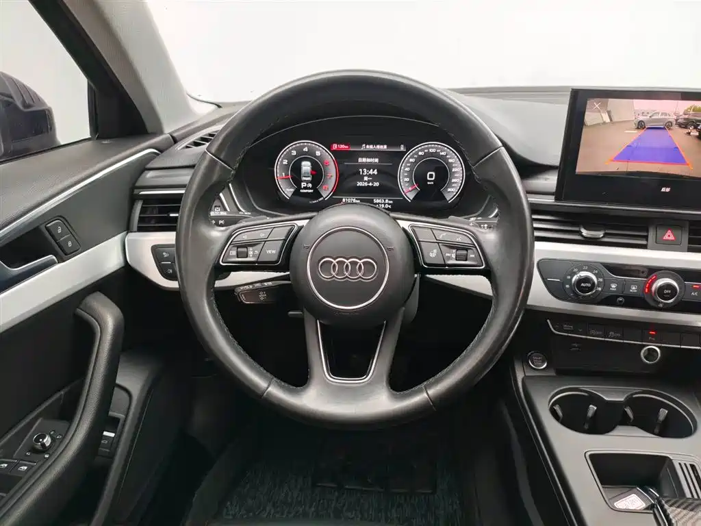 Audi A4L 2022 40 TFSI Fashion Dynamic фото 6