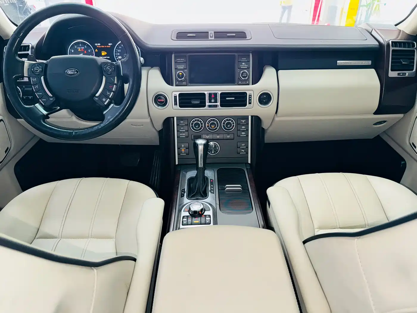 Land Rover Range Rover 2012 5.0 NA V8 фото 7