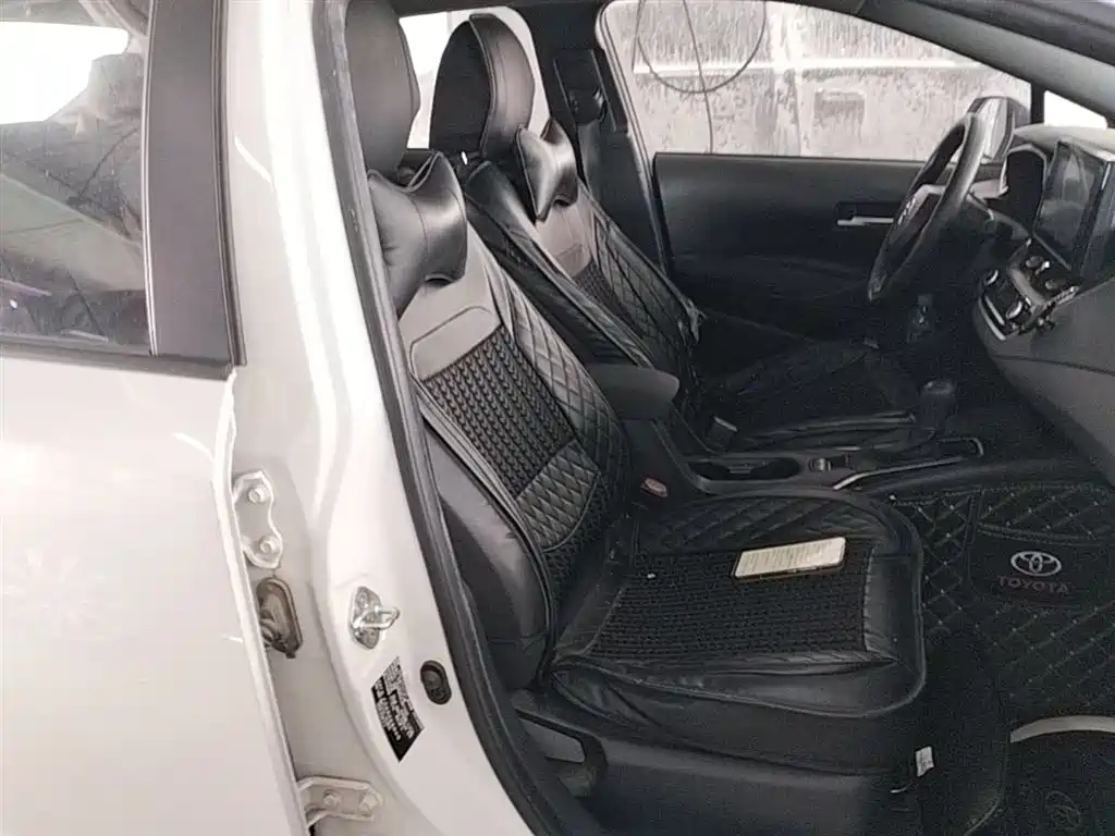 Toyota Levin 2021 185T CVT Progressive Edition фото 25