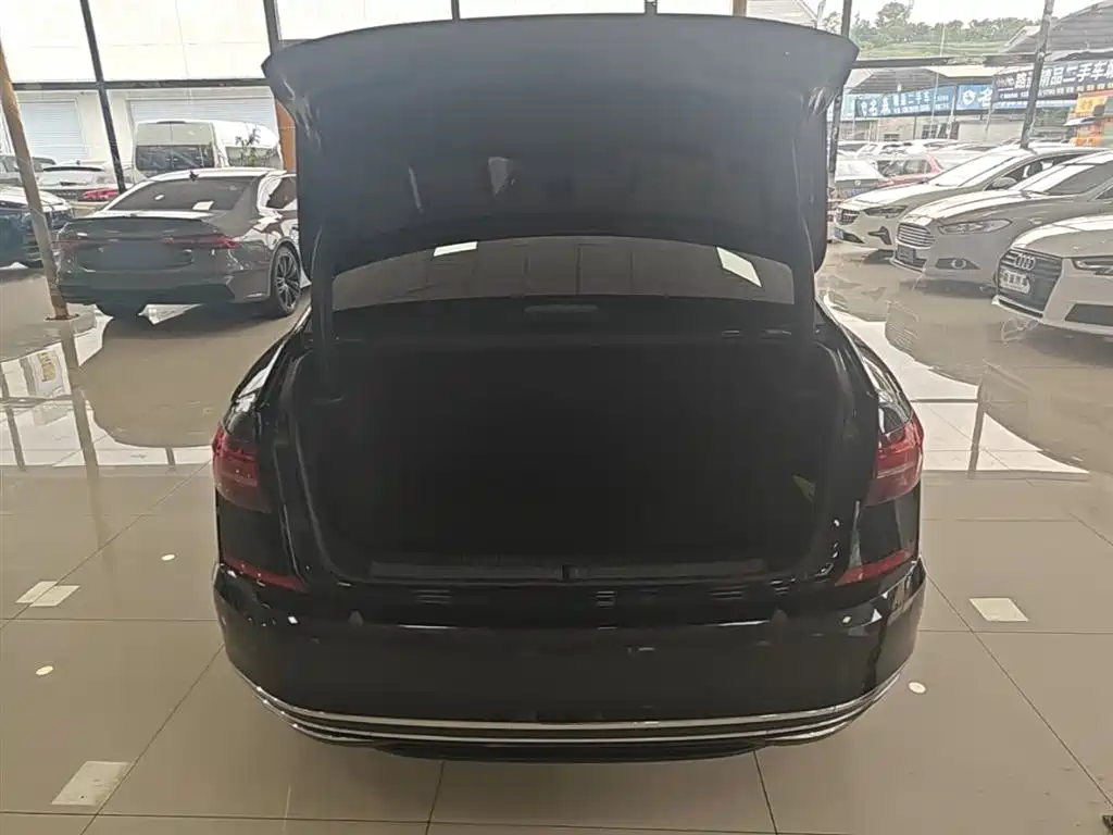 Volkswagen Passat 2021 Model 330TSI Elite Edition фото 19
