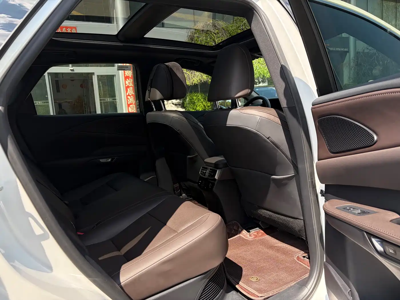 Lexus RX 2023 350h 4WD Pure Edition фото 17