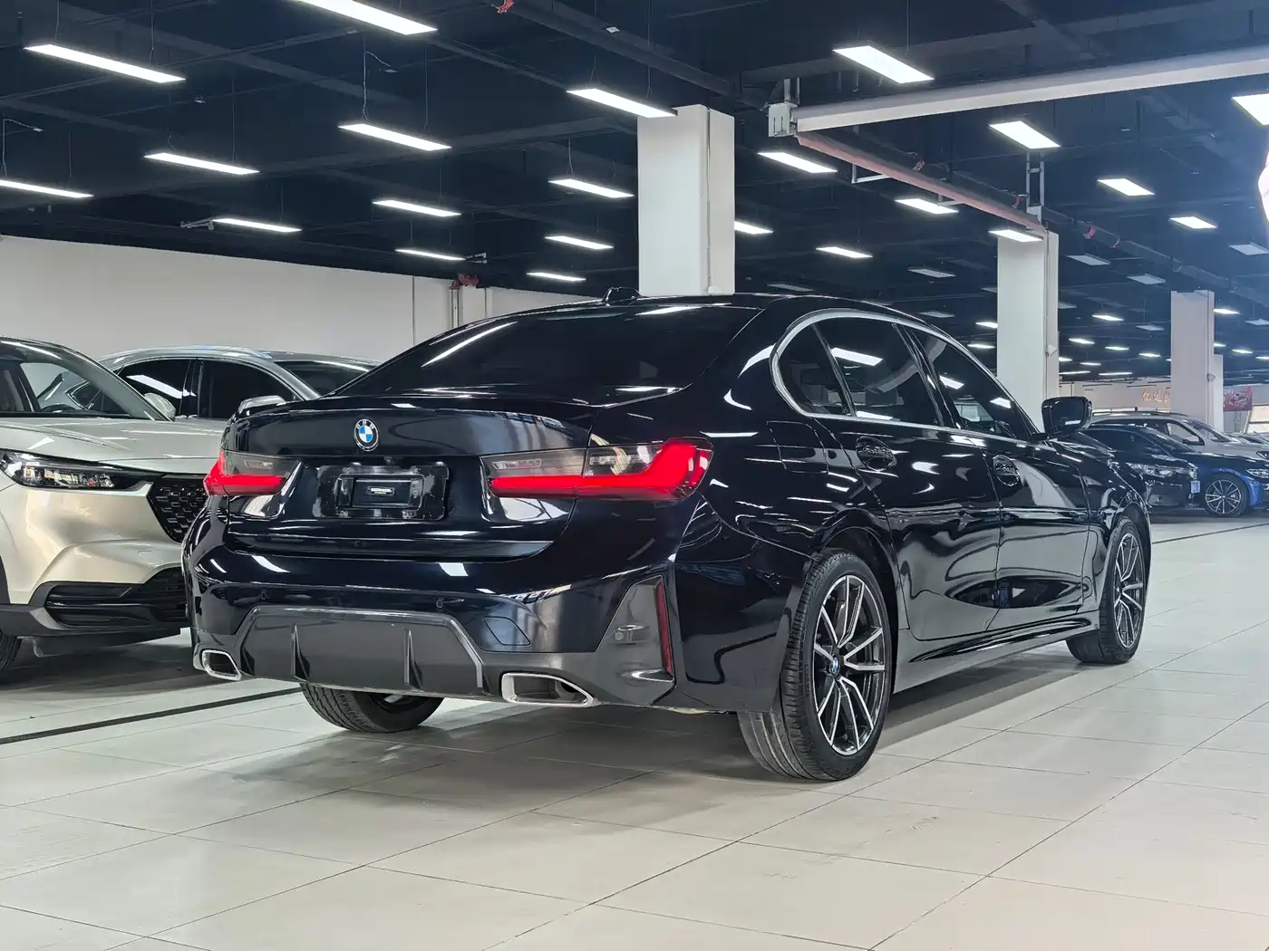BMW 3 Series 2023 320Li M Sport Package фото 26