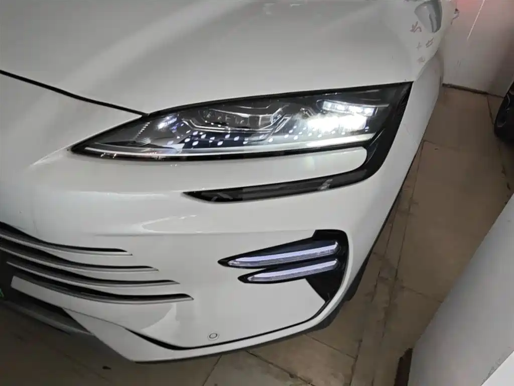 BYD Song PLUS PHEV 2023 Champion Edition DM-i 110KM Flagship PLUS фото 24