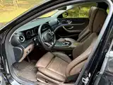 Photo 4 - Mercedes-Benz E-Class