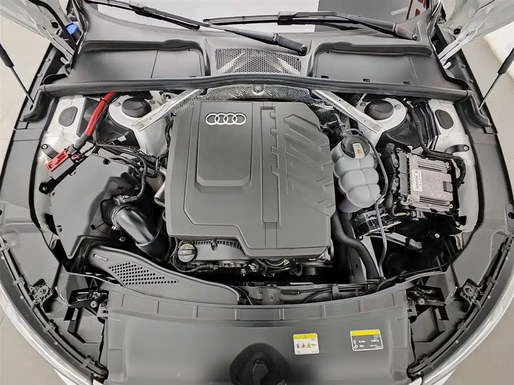 Audi A4L 2024 40 TFSI Luxury Dynamic фото 6