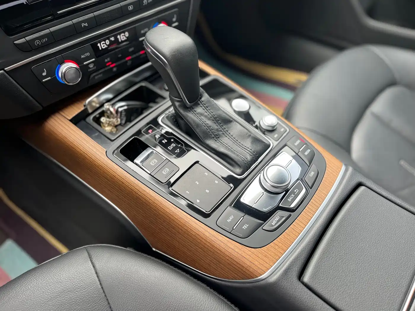 Audi A6L 2018 30th Anniversary 35 TFSI Sport фото 12